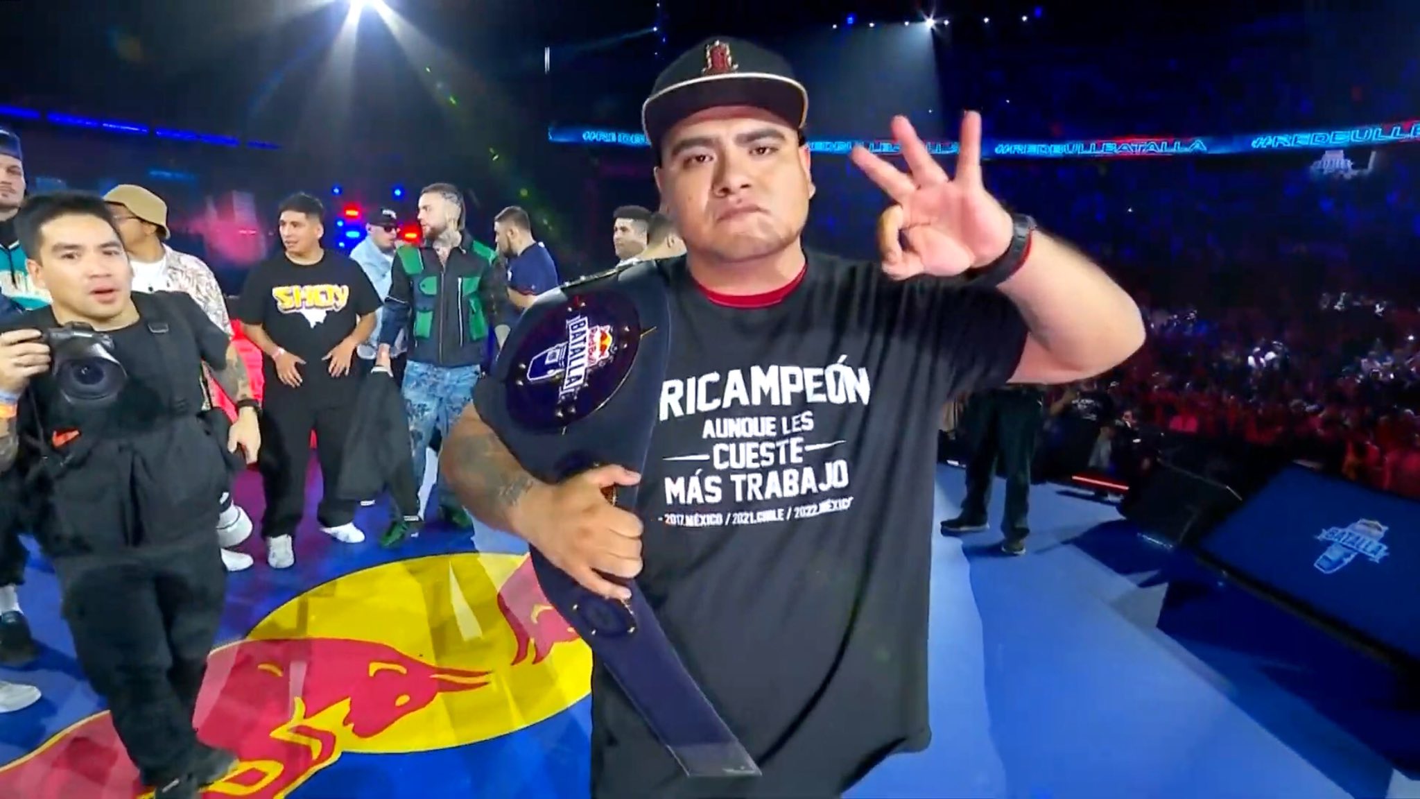 Azcino Tricampeon